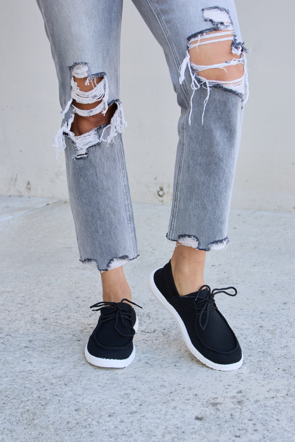 Forever Link Flat Round Toe Lace-Up Sneakers - Luminous Bear Shop