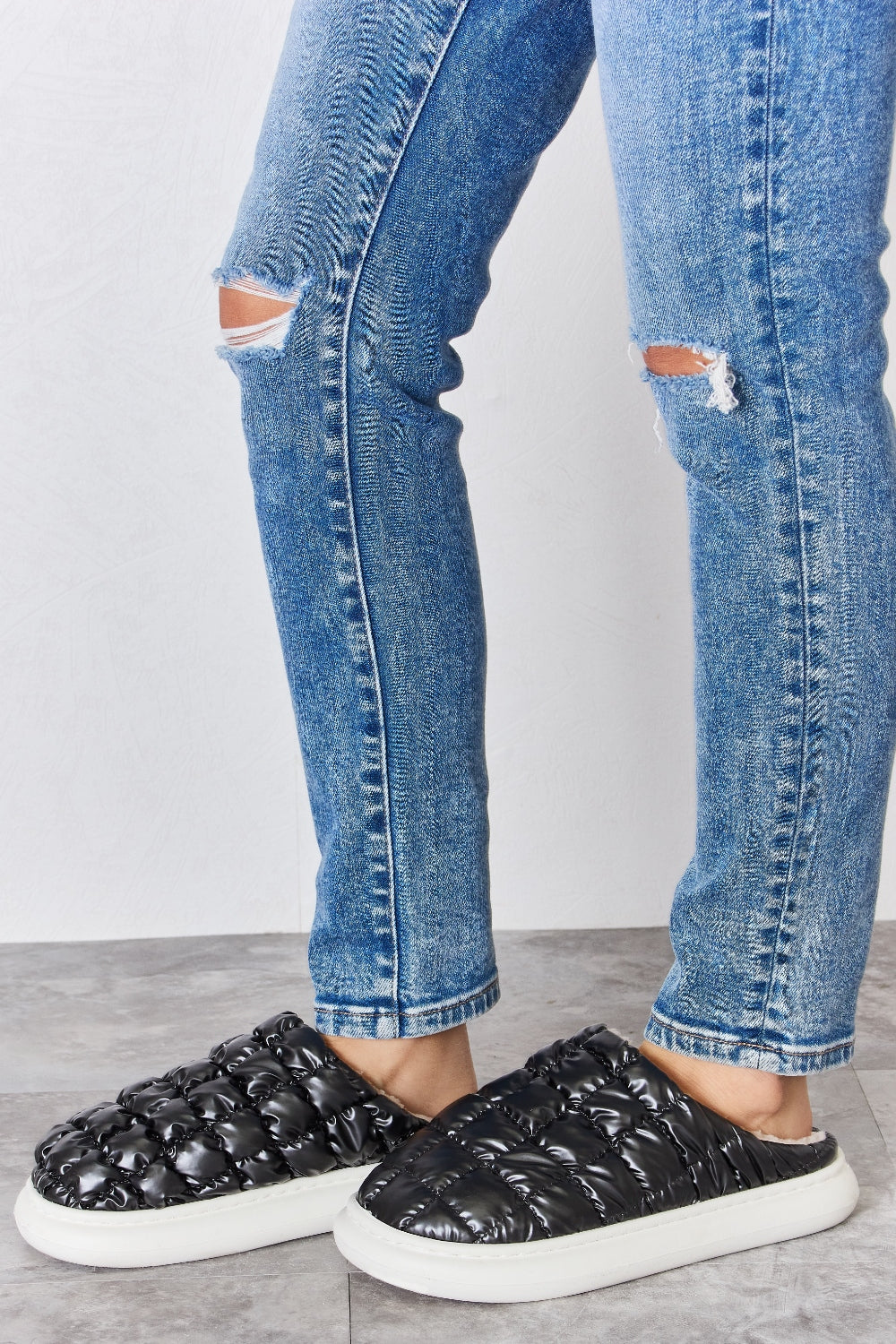 Melody Puffer Plush Slippers - Luminous Bear Shop