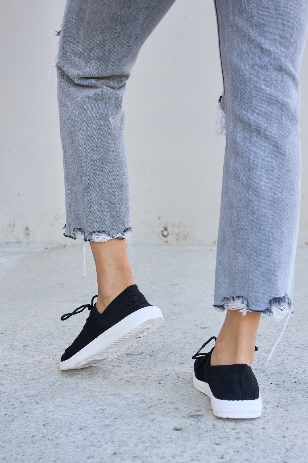 Forever Link Flat Round Toe Lace-Up Sneakers - Luminous Bear Shop