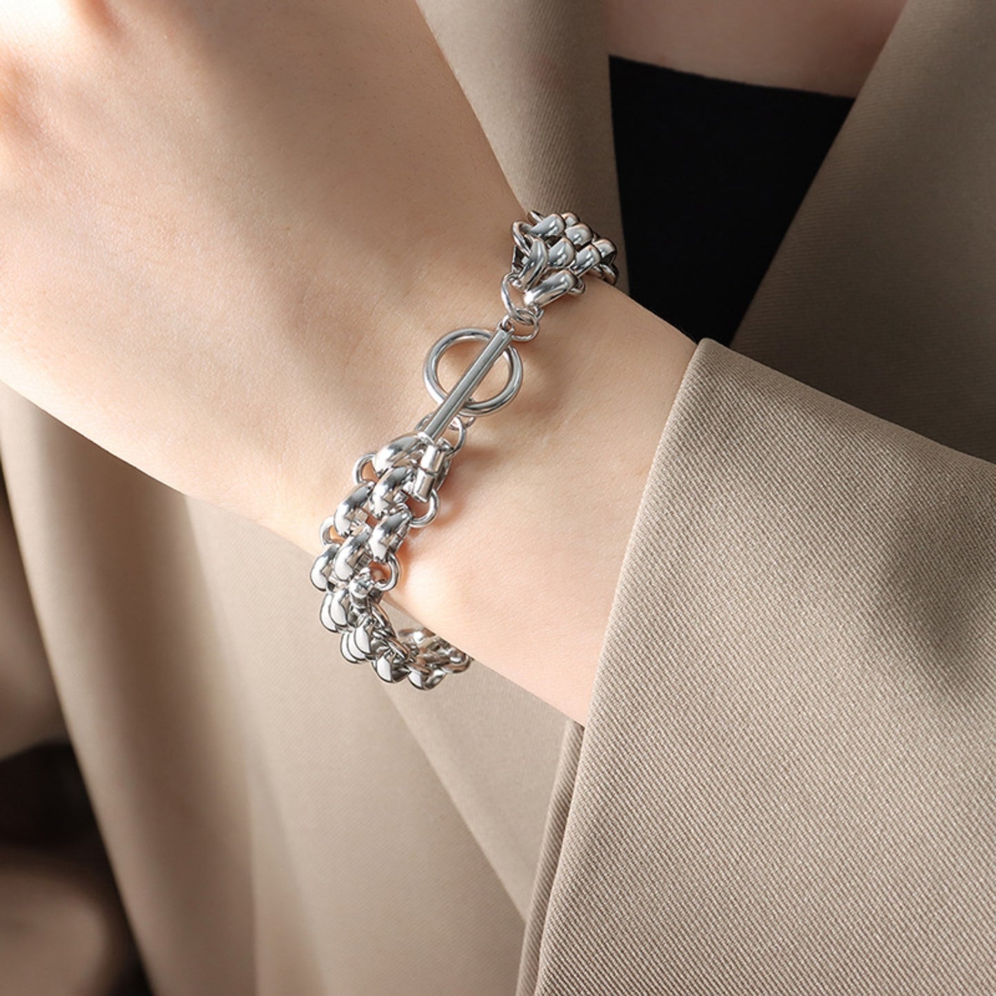 Gold-Plated Toggle Clasp Bracelet - Luminous Bear Shop