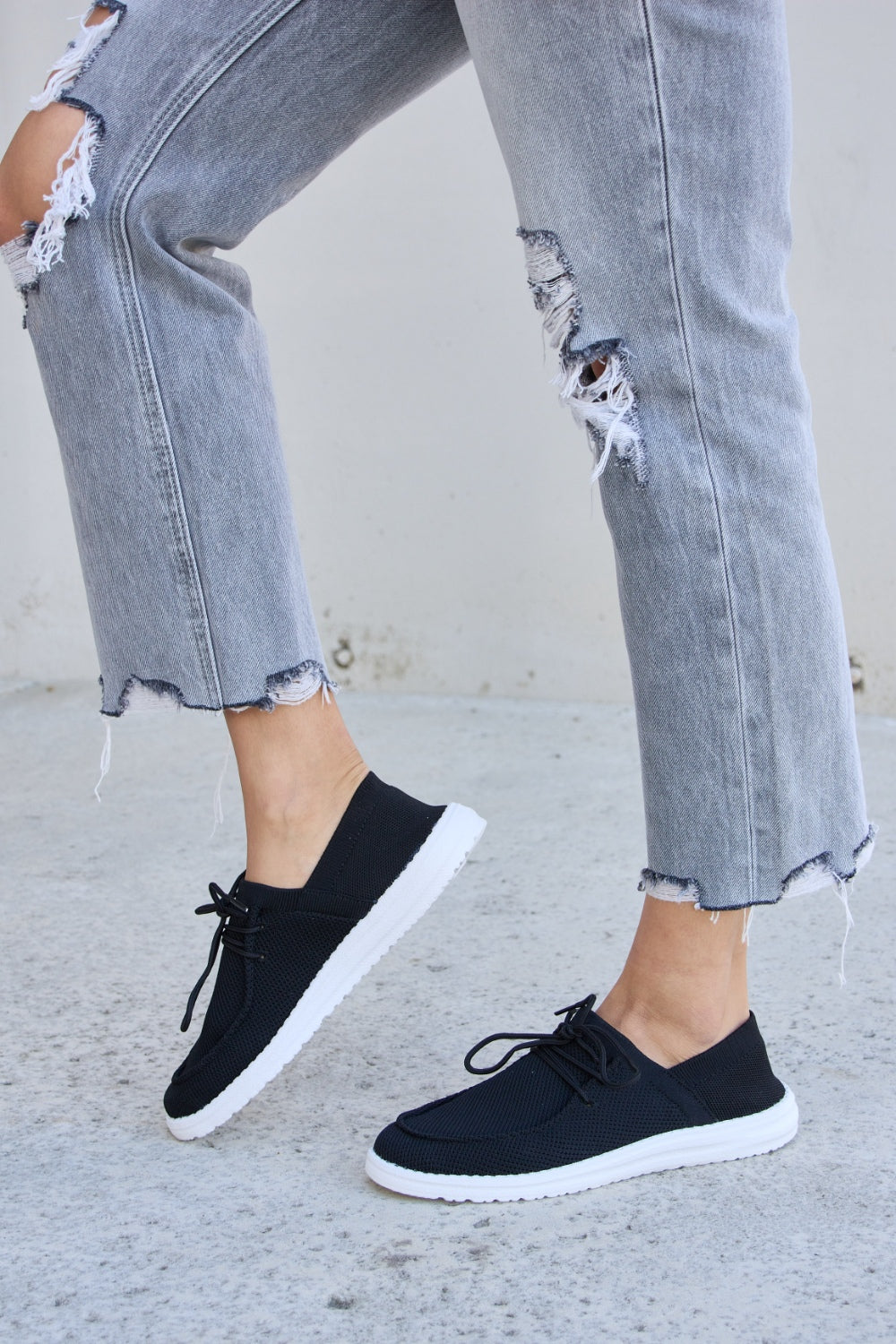 Forever Link Flat Round Toe Lace-Up Sneakers - Luminous Bear Shop