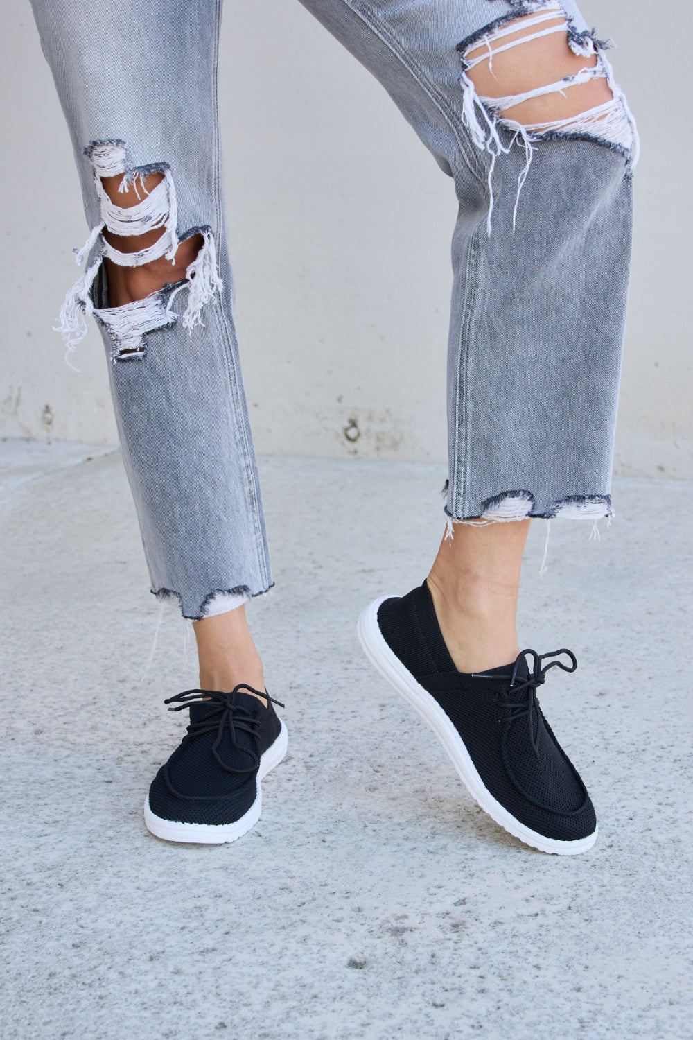 Forever Link Flat Round Toe Lace-Up Sneakers - Luminous Bear Shop