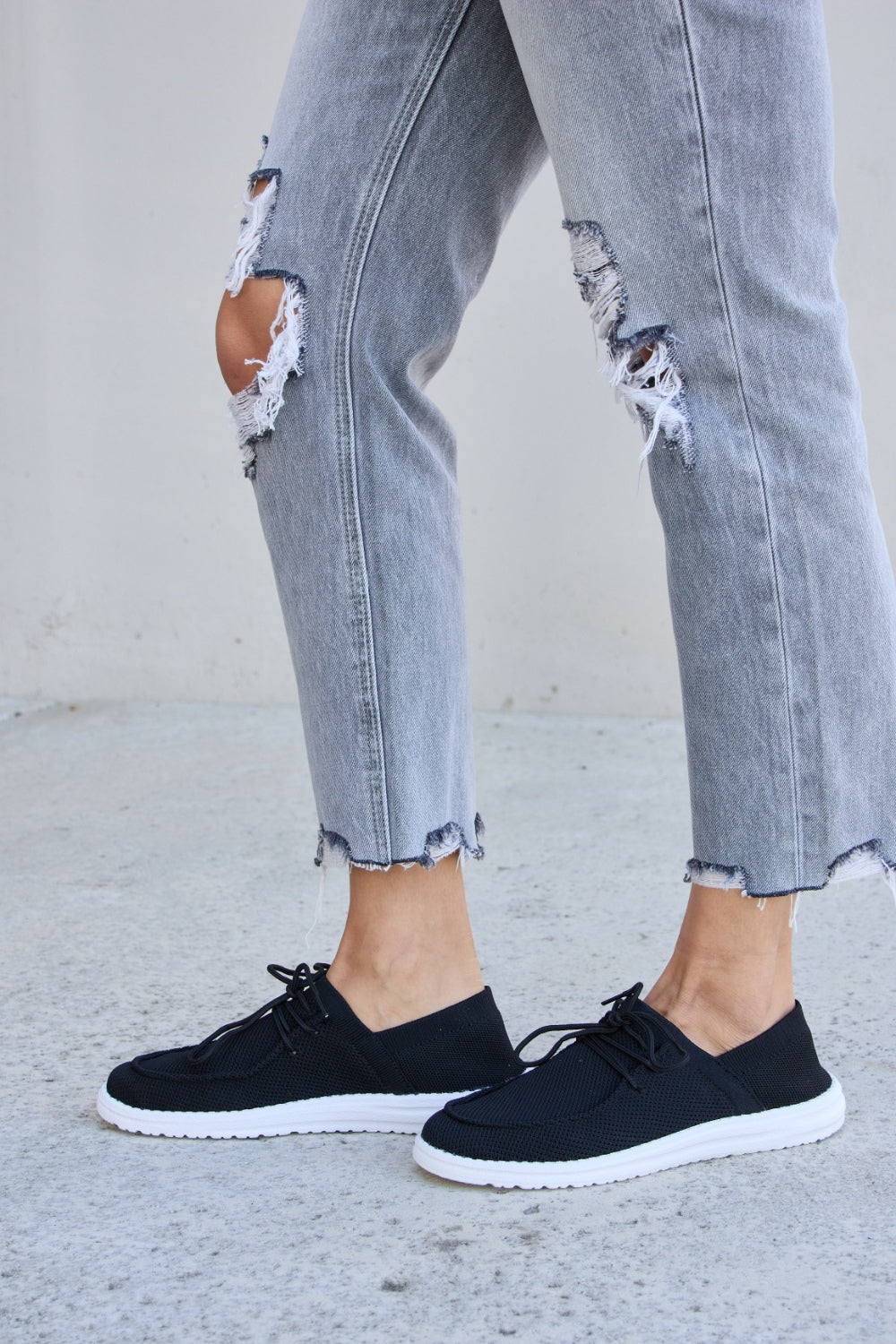 Forever Link Flat Round Toe Lace-Up Sneakers - Luminous Bear Shop