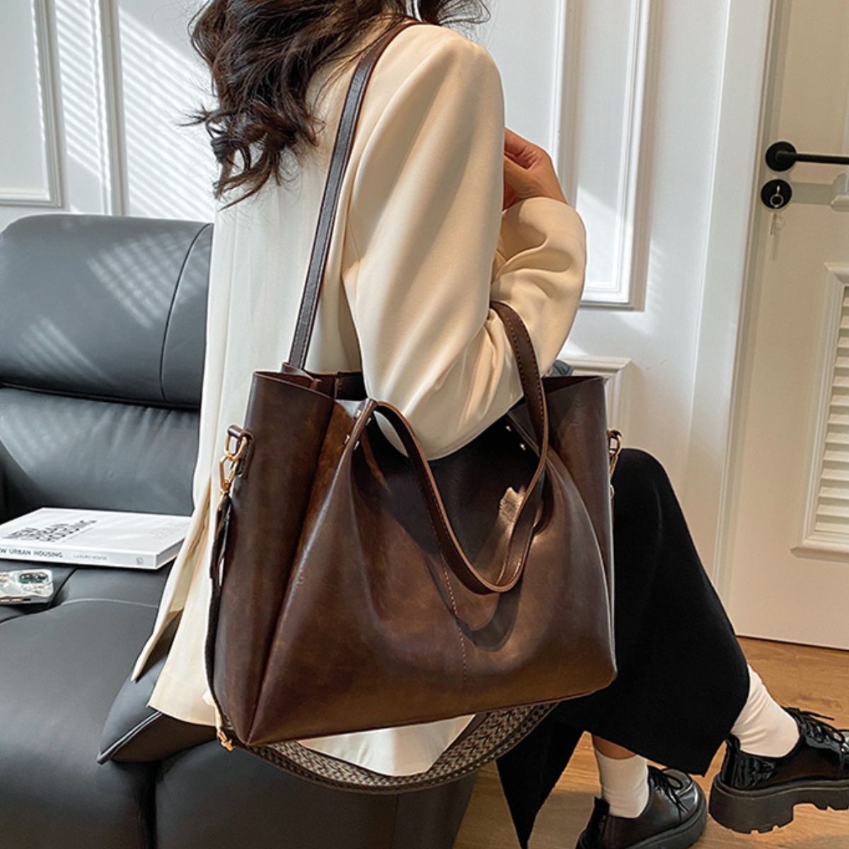 PU Leather Large Tote Bag - Luminous Bear Shop