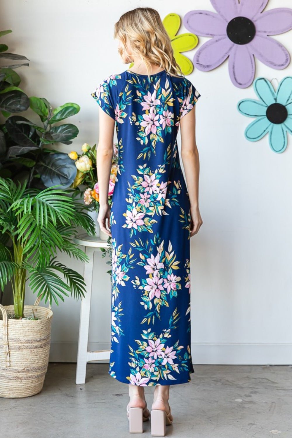 Heimish Full Size Floral Short Sleeve Slit Dress - Luminous Bear